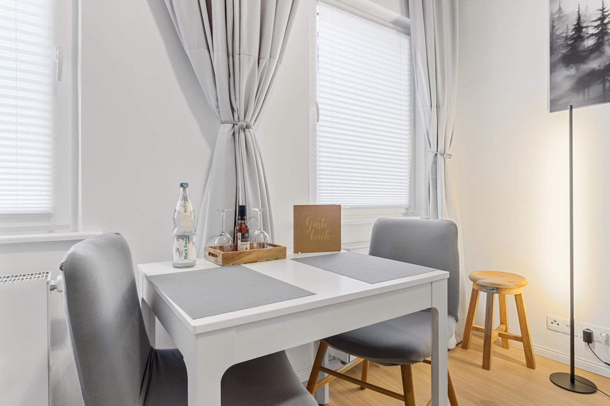 Winetime - Modern - Luxurioes - Direkt Im Zentrum - Stadtmitte ลันเดาอินแดร์ฟัลซ์ ภายนอก รูปภาพ
