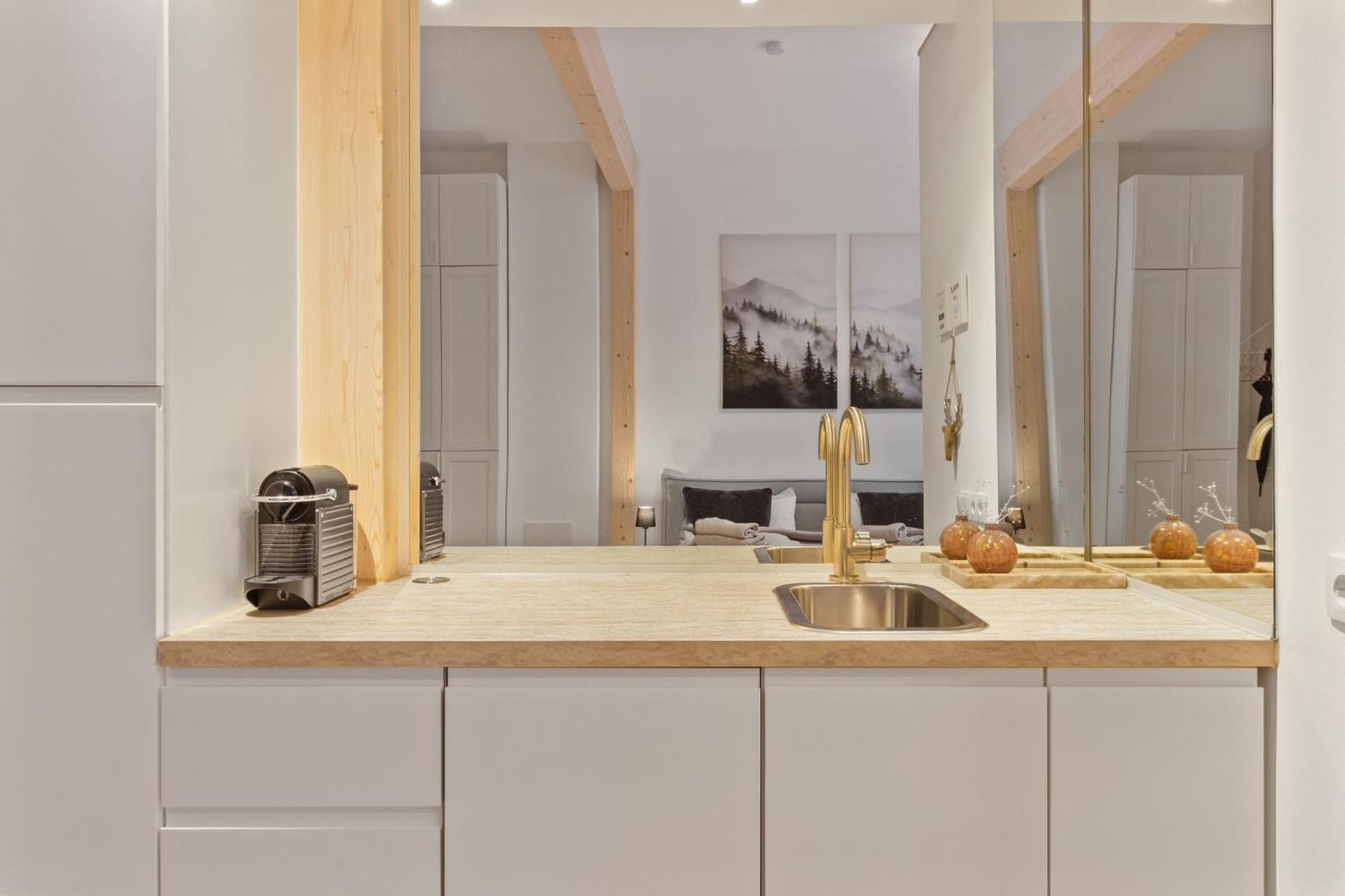 Winetime - Modern - Luxurioes - Direkt Im Zentrum - Stadtmitte ลันเดาอินแดร์ฟัลซ์ ภายนอก รูปภาพ